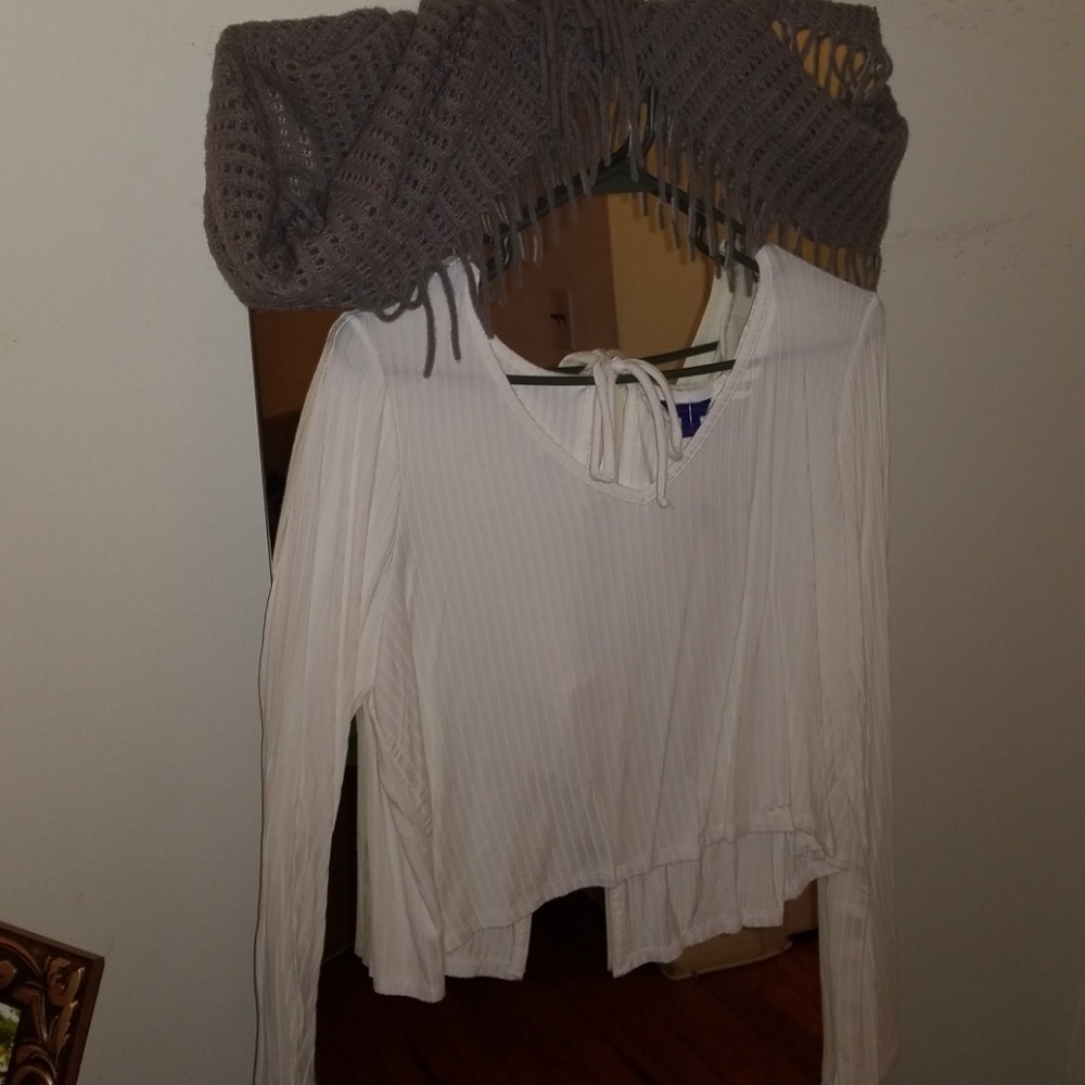 Off White Crop Top